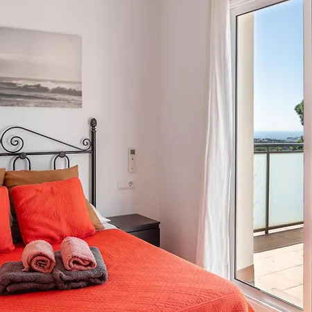 Azzure Semesterbostad *